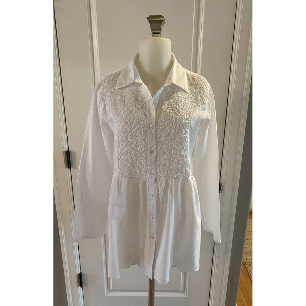 Collections Etc Size M Collared Button Down Shirt 100% Cotton Crinkle Scallop